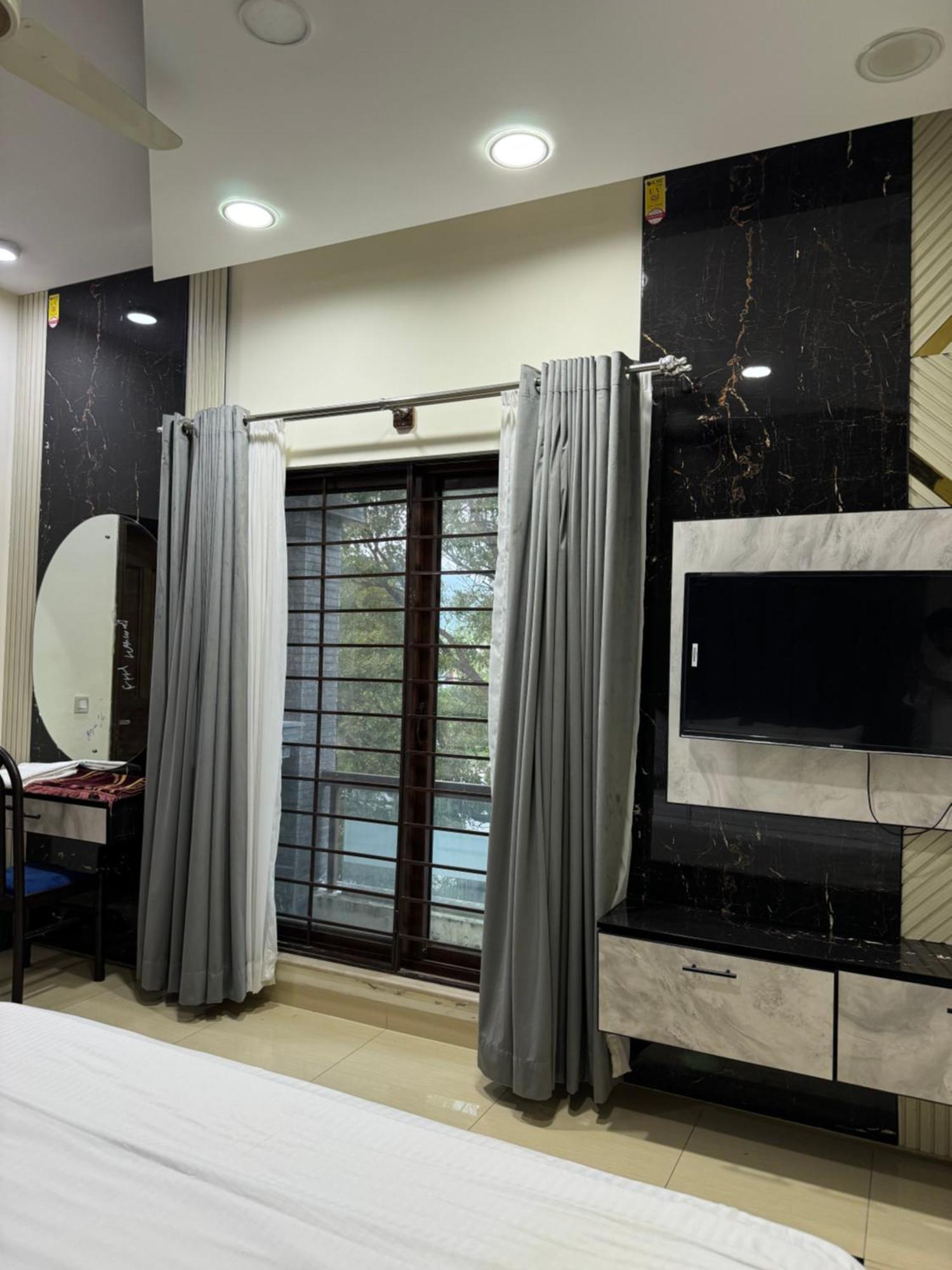 Rose Valet Guest House Islamabad Exterior foto